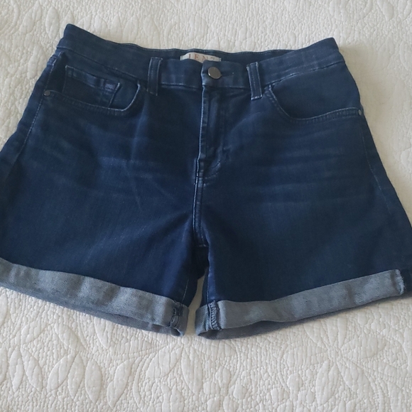 Jen7 by 7 For All Mankind Roll Cuff Denim Shorts - Picture 4 of 13